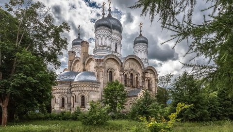 Обои церковь, успенский собор, духовность, church, the cathedral of the assumption, spirituality разрешение 1920x1200 Загрузить