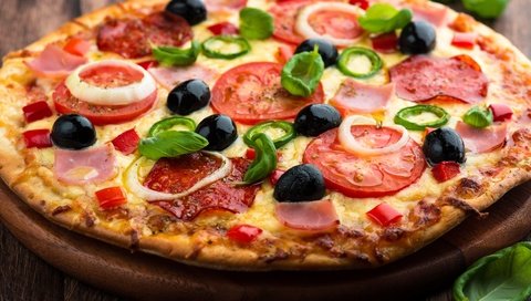 Обои помидоры, пицца, маслины, блюдо, тесто, салями, ветчина, tomatoes, pizza, olives, dish, the dough, salami, ham разрешение 7056x4696 Загрузить