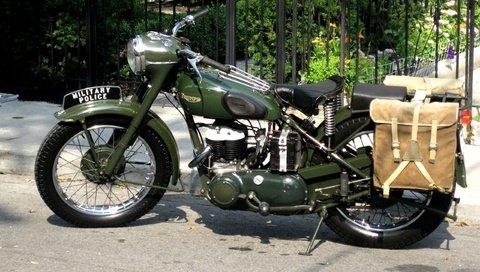 Обои мотоцикл, британский, ww2, военная полиция, triumph 3hw, motorcycle, british, military police разрешение 2560x1600 Загрузить