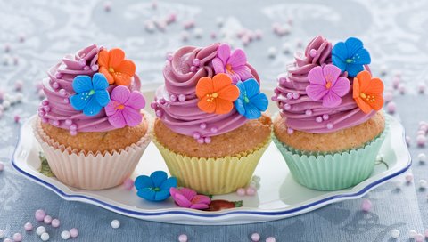 Обои крем для торта, украшения, сладкое, кексы, cream cake, decoration, sweet, cupcakes разрешение 2000x1298 Загрузить