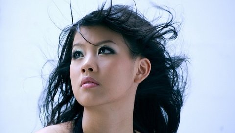 Обои девушка, волосы, лицо, ветер, японка, азиатка, girl, hair, face, the wind, japanese, asian разрешение 1920x1280 Загрузить