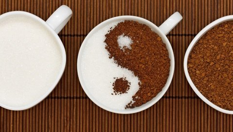 Обои кофе, чашки, сахар, инь и янь, ин-янь, кофе растворимый, coffee, cup, sugar, yin and yang, ying-yang, instant coffee разрешение 1920x1440 Загрузить