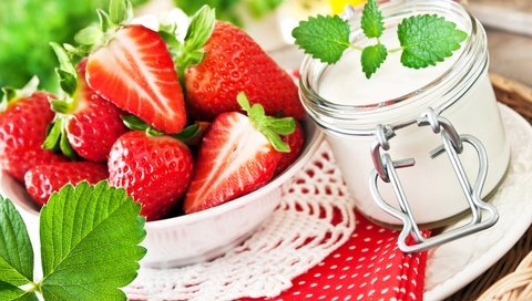 Обои ягода, клубника, сладкое, десерт, йогурт, berry, strawberry, sweet, dessert, yogurt разрешение 5522x3681 Загрузить