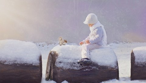 Обои снег, зима, дети, мальчик, белка, snow, winter, children, boy, protein разрешение 2049x1280 Загрузить