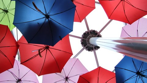 Обои цвет, зонт, цветные, столб, зонты, ракурс, колонна, color, umbrella, colored, post, umbrellas, view, column разрешение 5184x3456 Загрузить