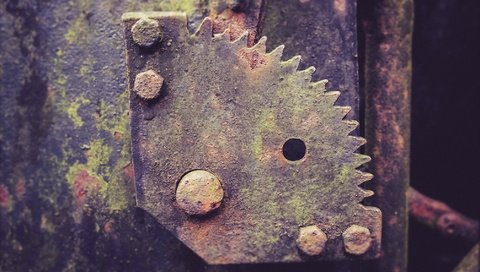 Обои металл, макро, механизм, ржавчина, шестеренка, death metal, metal, macro, mechanism, rust, gear разрешение 2010x1280 Загрузить