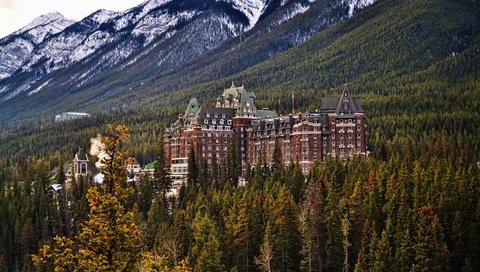 Обои канада, отель, национальный парк банф, the fairmont at banff springs, canada, the hotel, banff national park разрешение 2880x1913 Загрузить