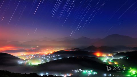 Обои ночь, огни, пейзаж, туман, город, тайвань, китай, night, lights, landscape, fog, the city, taiwan, china разрешение 1920x1200 Загрузить