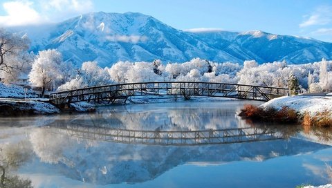 Обои зима, гора, мост, речка, winter, mountain, bridge, river разрешение 1920x1080 Загрузить