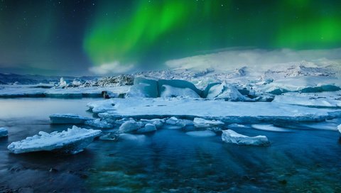 Обои озеро, снег, зима, звезды, лёд, северное сияние, исландия, lake, snow, winter, stars, ice, northern lights, iceland разрешение 2048x1356 Загрузить