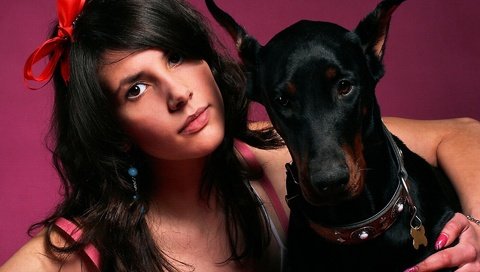 Обои девушка, собака, доберман, girl, dog, doberman разрешение 1920x1200 Загрузить