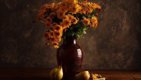 Обои цветы, фон, фрукты, ваза, натюрморт, груши, flowers, background, fruit, vase, still life, pear разрешение 2048x1280 Загрузить