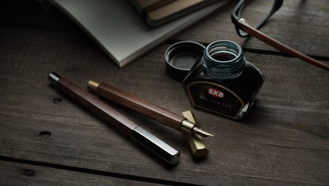 Обои очки, стол, ручки, чернила, перо, канцелярия, glasses, table, handle, ink, pen, the office разрешение 3000x1687 Загрузить