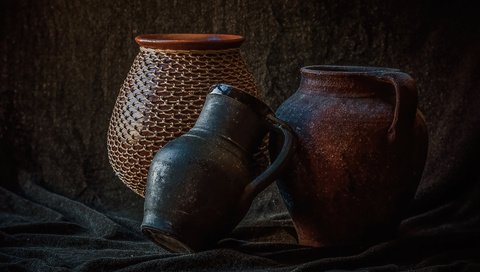 Обои ткань, посуда, кувшин, натюрморт, керамика, fabric, dishes, pitcher, still life, ceramics разрешение 3894x2406 Загрузить