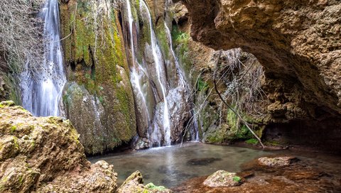 Обои камни, скала, водопад, мох, испания, canete, castille la mancha, stones, rock, waterfall, moss, spain разрешение 2400x1800 Загрузить