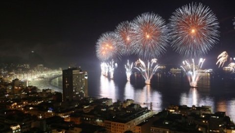 Обои новый год, салют, фейерверк, рио де женейро, new year, salute, fireworks, rio de janeiro разрешение 1920x1200 Загрузить