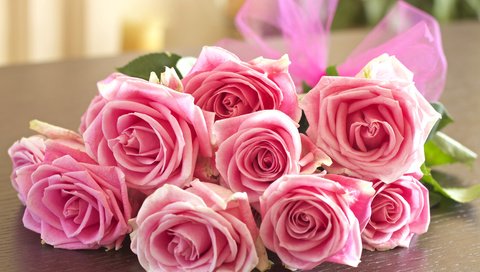 Обои бутоны, розы, букет, розовые, бант, buds, roses, bouquet, pink, bow разрешение 2400x1600 Загрузить