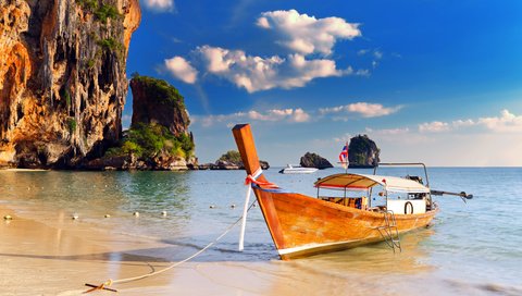 Обои скалы, море, пляж, лодка, отдых, таиланд, rocks, sea, beach, boat, stay, thailand разрешение 4714x3162 Загрузить