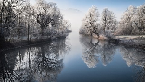 Обои деревья, река, природа, зима, отражение, trees, river, nature, winter, reflection разрешение 2048x1365 Загрузить