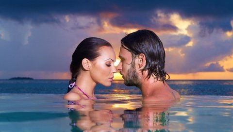 Обои вода, неба, touching them, closeness, закат, ландшафт, close eyes, sensuality, настроение, вечернее, proximity, море, грань, мальчик, couple, влюбленная, мужик, gевочка, романтик, ощущение, женщина, swimming pool, water, sky, sunset, landscape, mood, evening, sea, face, boy, love, man, girl, romantic, feeling, woman разрешение 5184x3456 Загрузить