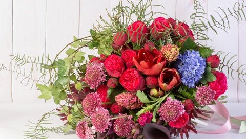 Обои цветы, розы, букет, каллы, гиацинт, амариллис, flowers, roses, bouquet, calla lilies, hyacinth, amaryllis разрешение 4555x3032 Загрузить