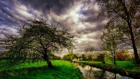 Обои облака, деревья, река, пейзаж, ручей, канал, clouds, trees, river, landscape, stream, channel разрешение 2048x1365 Загрузить