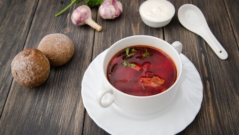 Обои еда, тарелка, ложка, борщ, чеснок, суп, food, plate, spoon, soup, garlic разрешение 2560x1600 Загрузить