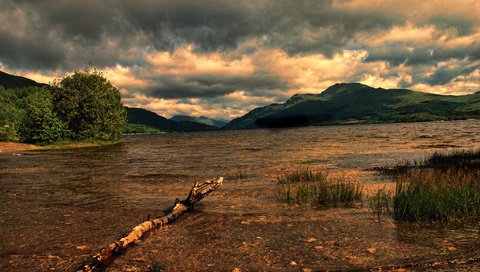 Обои вода, озеро, горы, тучи, пейзаж, палка, water, lake, mountains, clouds, landscape, stick разрешение 2048x1371 Загрузить