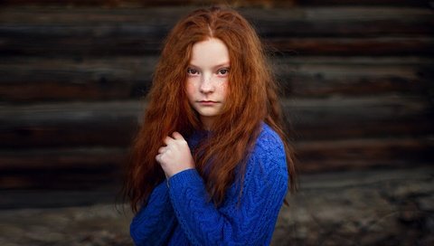 Обои портрет, дети, девочка, волосы, лицо, веснушки, рыжеволосая, portrait, children, girl, hair, face, freckles, redhead разрешение 2560x1441 Загрузить