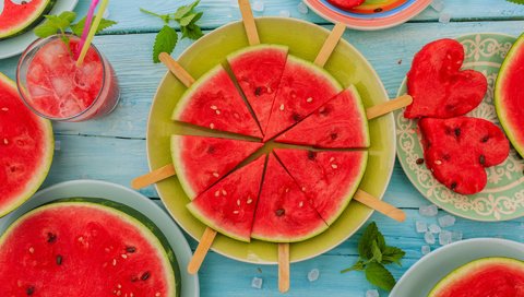 Обои напиток, лёд, арбуз, дольки, стакан, палочки, drink, ice, watermelon, slices, glass, sticks разрешение 1920x1200 Загрузить