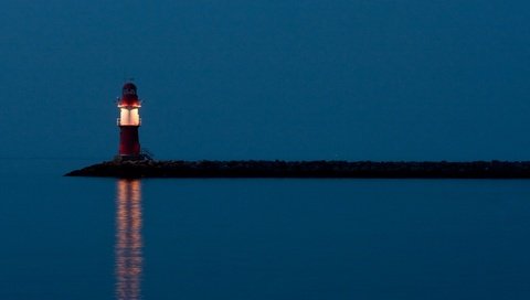 Обои свет, вечер, берег, море, маяк, мыс, light, the evening, shore, sea, lighthouse, cape разрешение 1920x1080 Загрузить