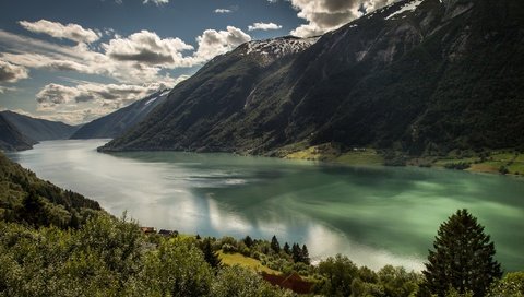 Обои облака, горы, природа, пейзаж, залив, норвегия, фьорд, согне-фьорд, clouds, mountains, nature, landscape, bay, norway, the fjord разрешение 2048x1365 Загрузить