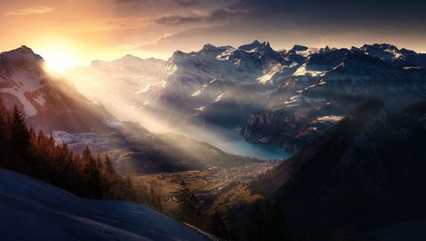 Обои горы, снег, природа, пейзаж, швейцария, солнечные лучи, mountains, snow, nature, landscape, switzerland, the sun's rays разрешение 2048x1126 Загрузить