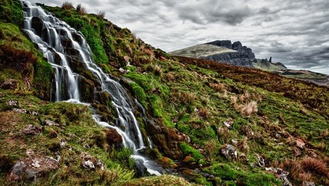 Обои шотландия, небо, водопады, трава, ручьи, облака, холмы, нагорье, природа, камни, гора, водопад, scotland, the sky, waterfalls, grass, streams, clouds, hills, highlands, nature, stones, mountain, waterfall разрешение 1920x1200 Загрузить