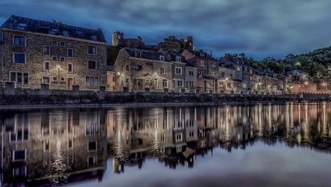 Обои отражение, город, люксембург, бельгия, ларош, reflection, the city, luxembourg, belgium, laroche разрешение 2048x1287 Загрузить