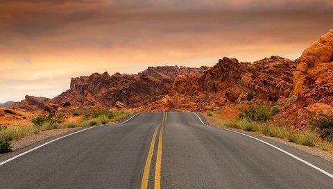 Обои небо, национальный парк, дорога, долина огня, облака, valley of fire state park, камни, пустыня, сша, невада, шоссе, the sky, national park, road, valley of fire, clouds, stones, desert, usa, nevada, highway разрешение 1920x1280 Загрузить