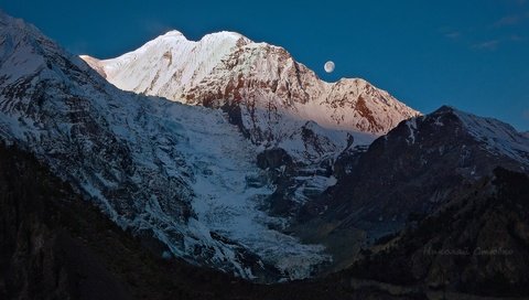 Обои горы, ледник, гималаи, непал, гангапурна, николай стюбко, mountains, glacier, the himalayas, nepal, gangapurna, nikolai stupka разрешение 1920x1257 Загрузить