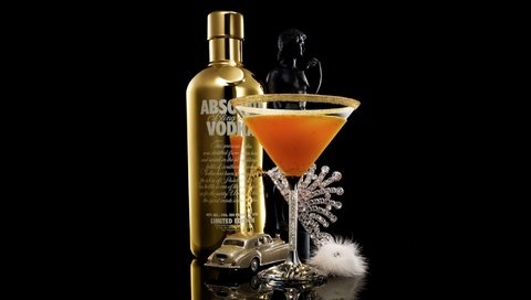 Обои бокал, absolut, черный фон, коктейль, бутылка, алкоголь, водка, натюрморт, машинка, glass, black background, cocktail, bottle, alcohol, vodka, still life, machine разрешение 1920x1080 Загрузить