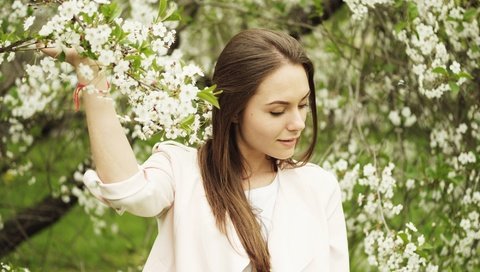 Обои цветение, девушка, портрет, модель, волосы, лицо, настя, flowering, girl, portrait, model, hair, face, nastya разрешение 2000x1333 Загрузить