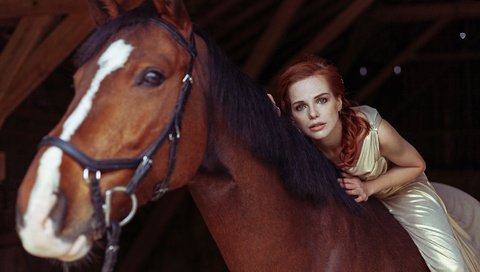 Обои лошадь, девушка, взгляд, рыжая, модель, конь, белое платье, рыжеволосая, horse, girl, look, red, model, white dress, redhead разрешение 2048x1366 Загрузить