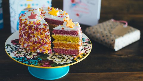 Обои звездочки, сладкое, украшение, торт, десерт, слои, крем, stars, sweet, decoration, cake, dessert, layers, cream разрешение 2880x1800 Загрузить