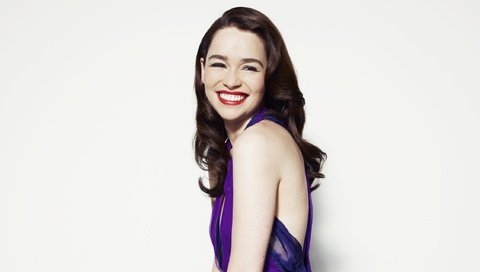 Обои платье, улыбка, актриса, знаменитость, эмилия кларк, dress, smile, actress, celebrity, emilia clarke разрешение 2250x1681 Загрузить