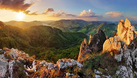 Обои небо, словакия, облака, горы, восход, солнце, природа, утро, дервья, the sky, slovakia, clouds, mountains, sunrise, the sun, nature, morning, dervla разрешение 3550x2000 Загрузить