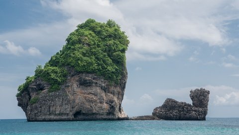 Обои небо, облака, море, острова, таиланд, утес, пхи-пхи, the sky, clouds, sea, islands, thailand, rock, phi phi разрешение 6016x4016 Загрузить