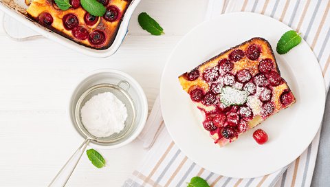 Обои вишня, сахарная пудра, запеканка, timolina, cherry, powdered sugar, casserole разрешение 5469x3688 Загрузить