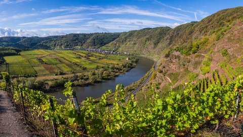 Обои небо, холмы, пейзаж, речка, германия, виноградники, the sky, hills, landscape, river, germany, the vineyards разрешение 5120x3003 Загрузить