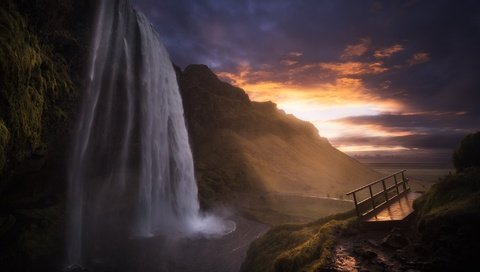 Обои скалы, закат, водопад, исландия, rocks, sunset, waterfall, iceland разрешение 2048x1364 Загрузить