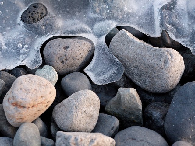 Обои вода, камни, мороз, лёд, water, stones, frost, ice разрешение 1920x1280 Загрузить