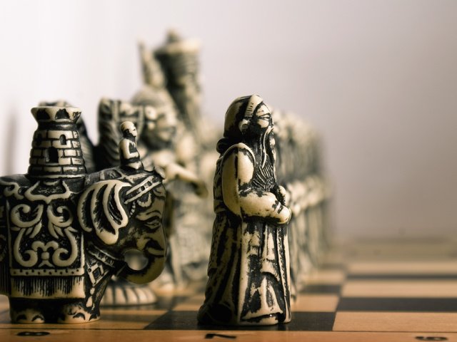 Обои шахматы, доска, слон, фигуры, пешка, chess, board, elephant, figure, pawn разрешение 3872x2592 Загрузить