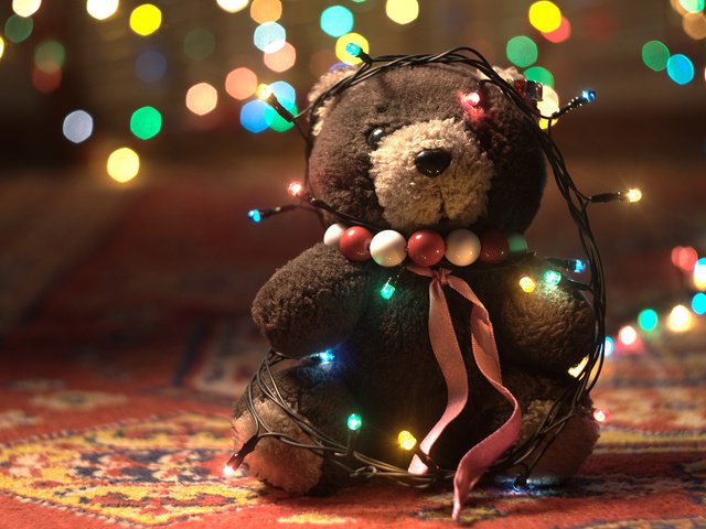 Обои мишка, игрушка, плюшевый, огоньки, гирлянда, bear, toy, plush, lights, garland разрешение 1920x1200 Загрузить